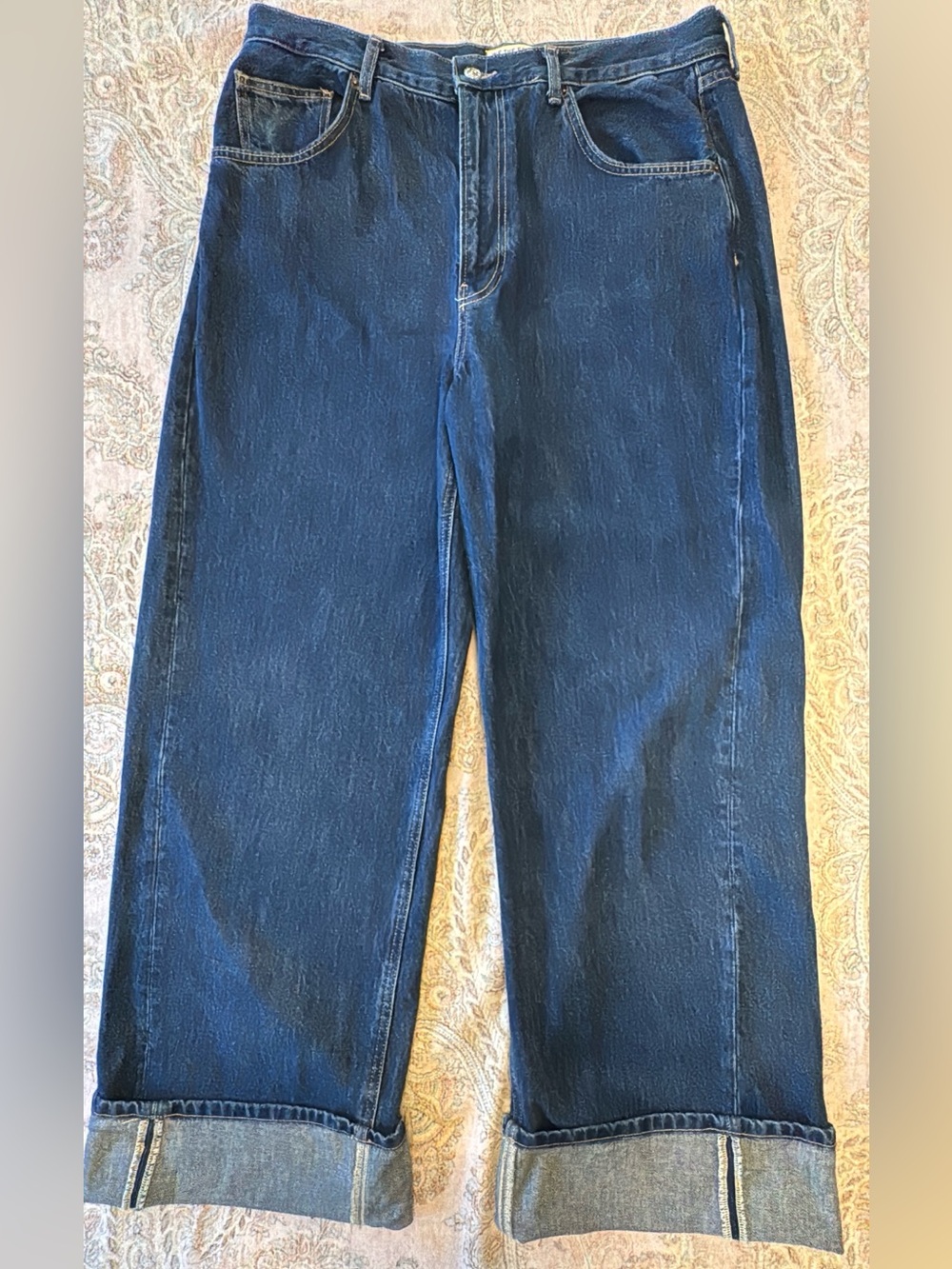 Wide-Leg High-Rise Women's Jeans in Dark Blue - Picture 2 of 11